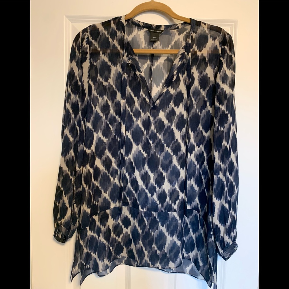 Club Monaco silk tie front high low shirt